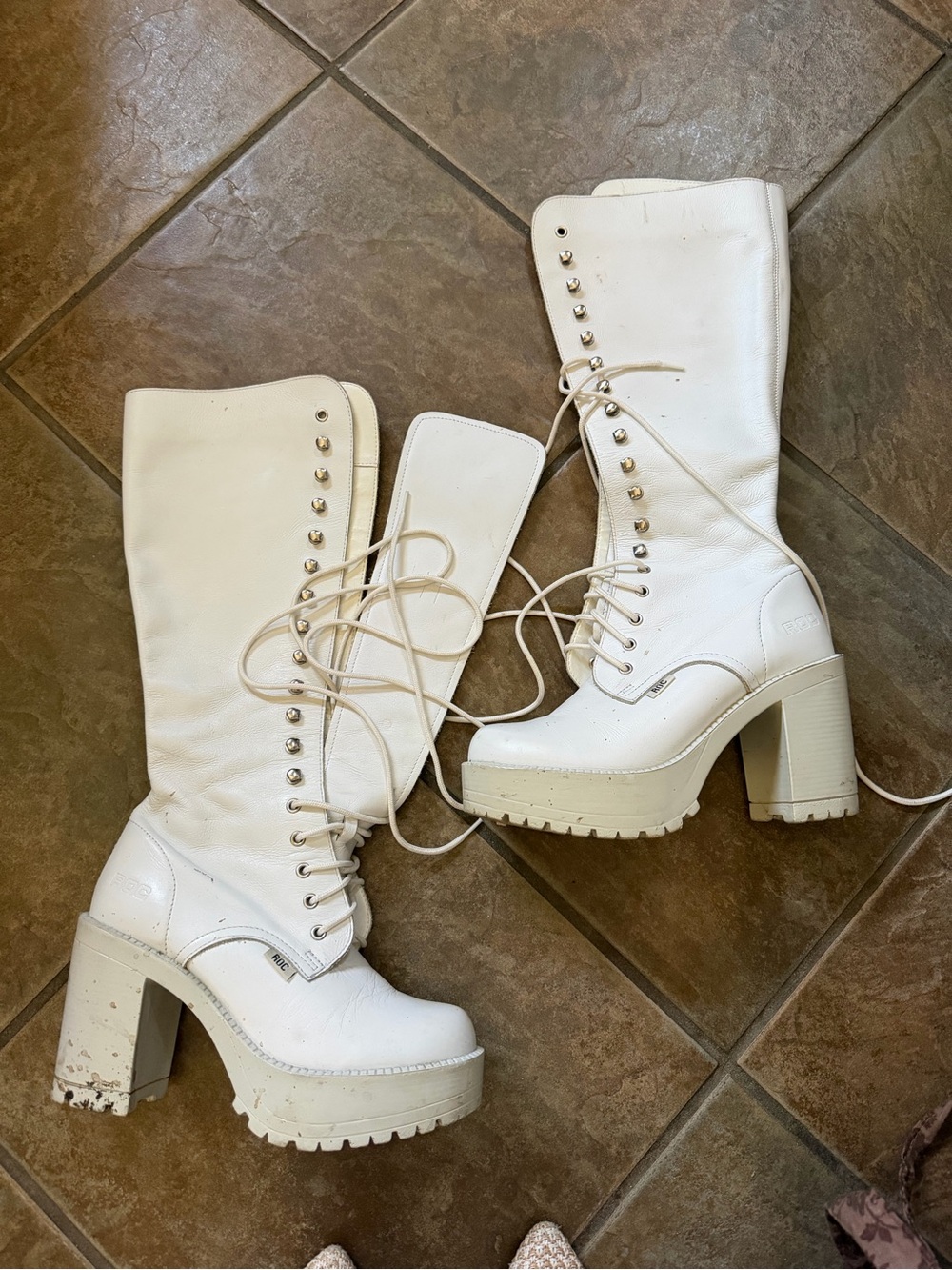 White Lace-Up Platform Knee-High Boots with Chunky Heel